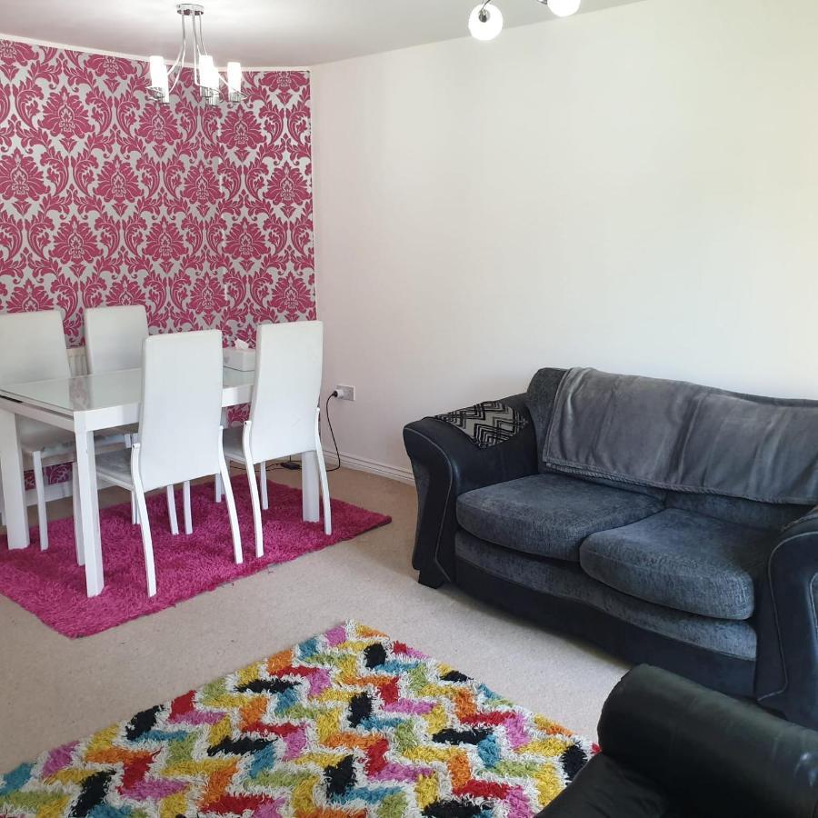 Гостевой дом Queens Rooms, A Perfect Stay, Next To Shopping Parks And Central Манчестер