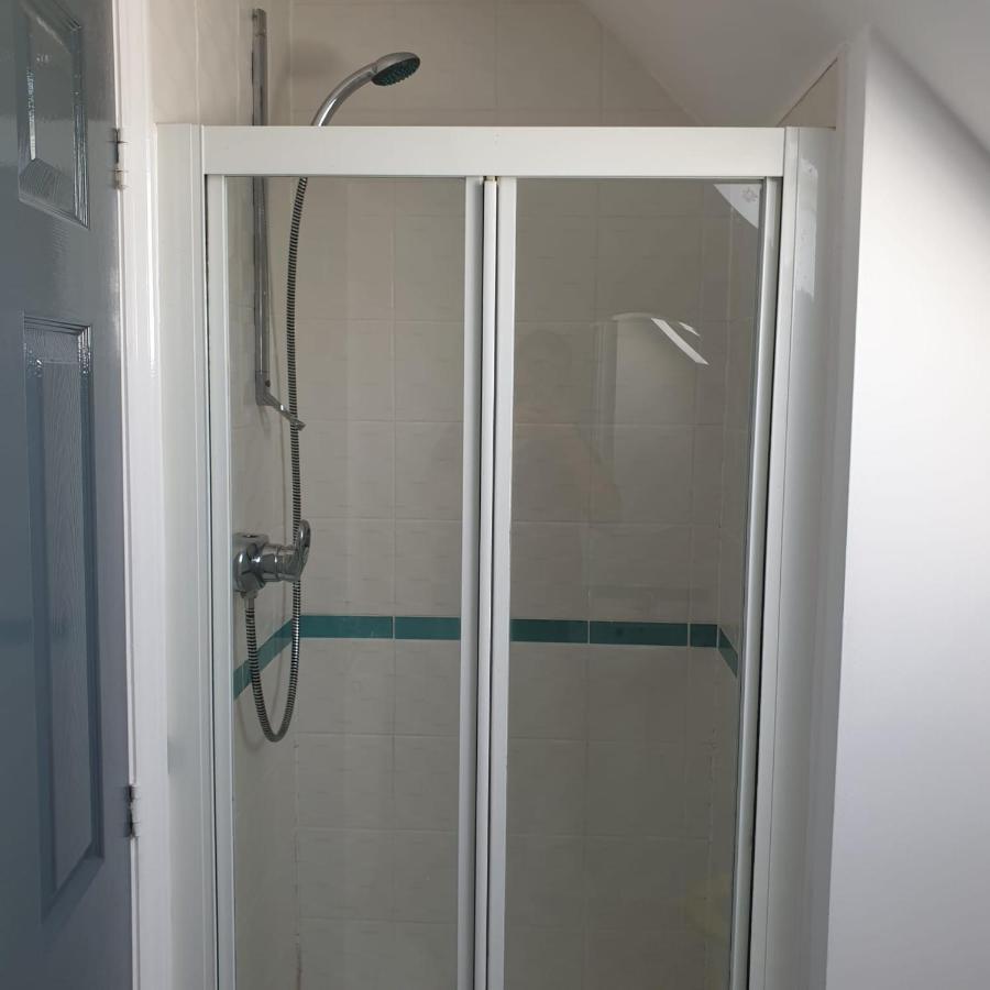 Affittacamere Queens Rooms, A Perfect Stay, Next To Shopping Parks And Central *