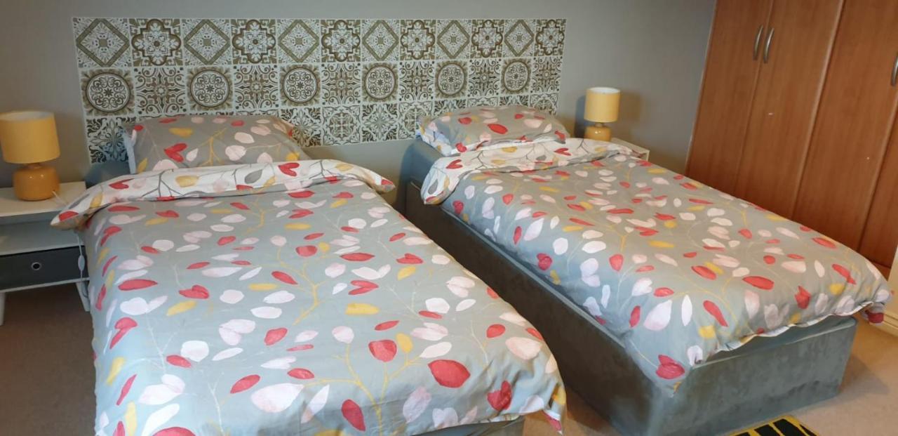 Queens Rooms, A Perfect Stay, Next To Shopping Parks And Central * Манчестер